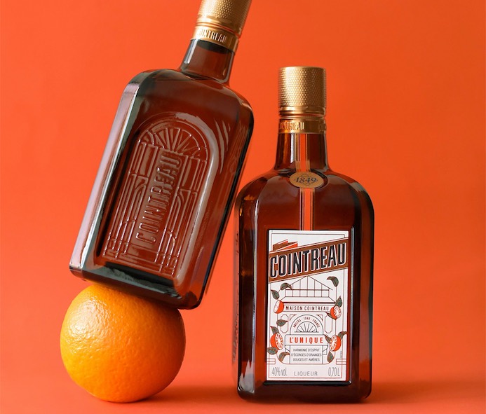 bouteilles Cointreau orange